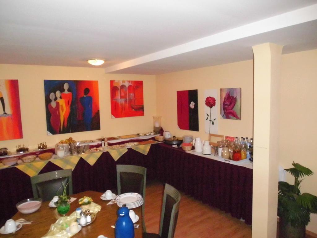 Hahne Hotel Und Appartements Laatzen Extérieur photo